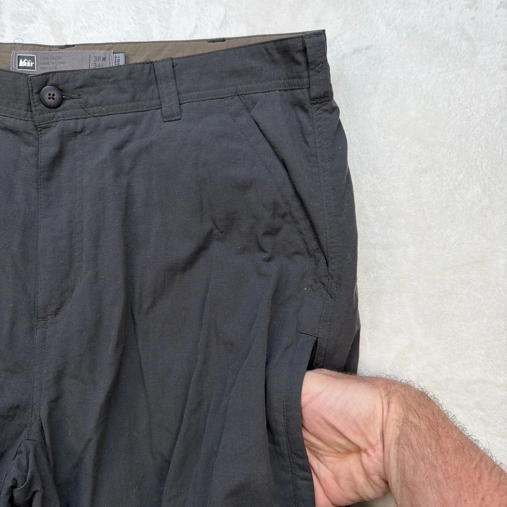 REI Hiking‎ Pants Men's 38x34 Gray Nylon Outdoor Trail UPF 50 Lightweight